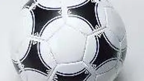 篮球传奇遭挫？弗朗西斯科末节独得2分，全场8投1中